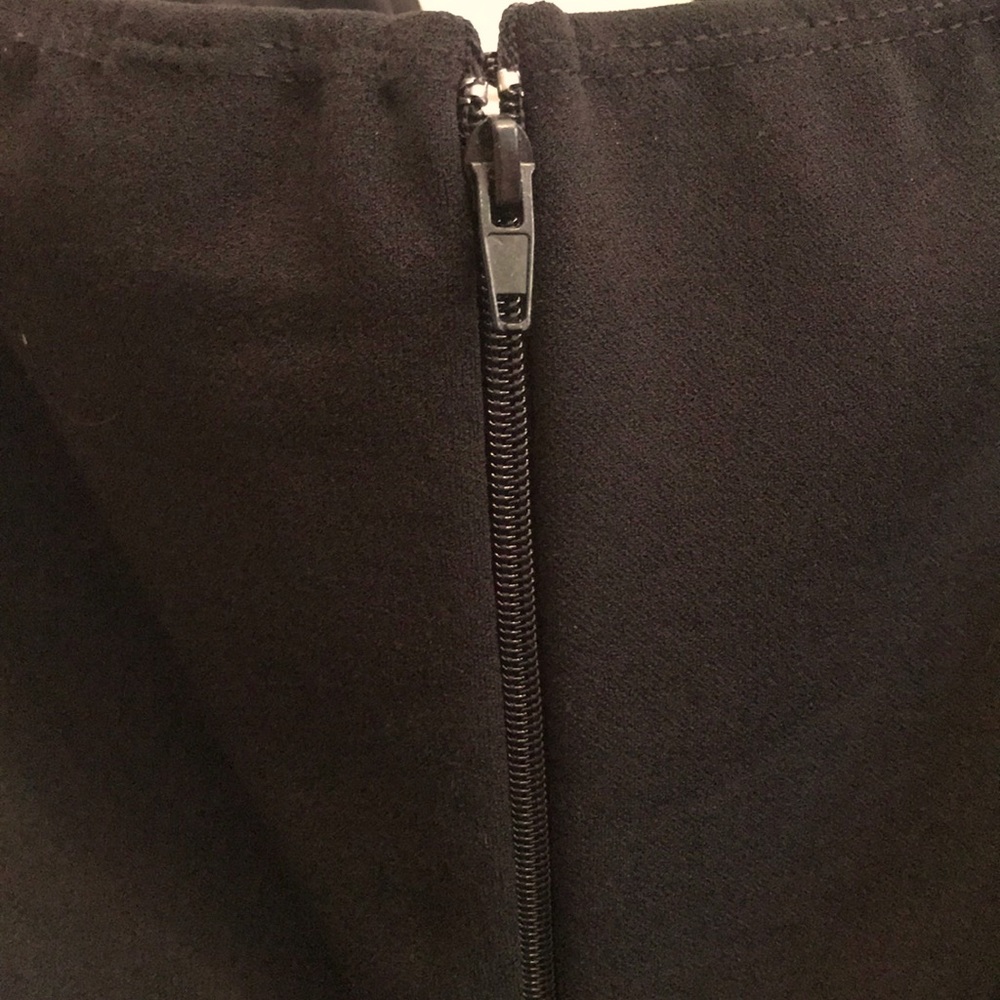 Windsor long black formal dress - Picture 7 of 10